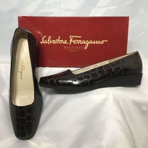 Ferragamo Boutique - Espresso Croc Pattern Flats